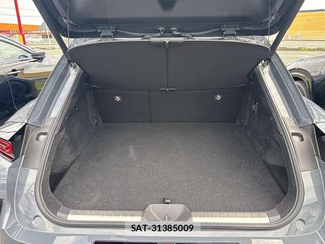 Toyota CROWN 2024-08 8875761-8