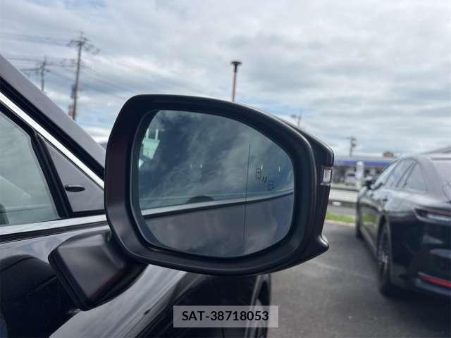 Toyota CROWN 2025-07 8875763-3