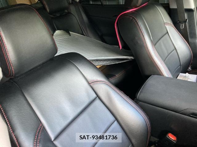 Toyota CROWN 2017-03 8872718-18