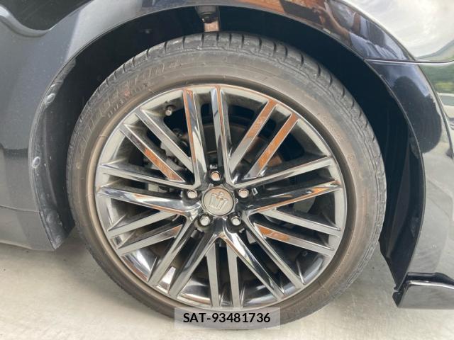 Toyota CROWN 2017-03 8872718-3