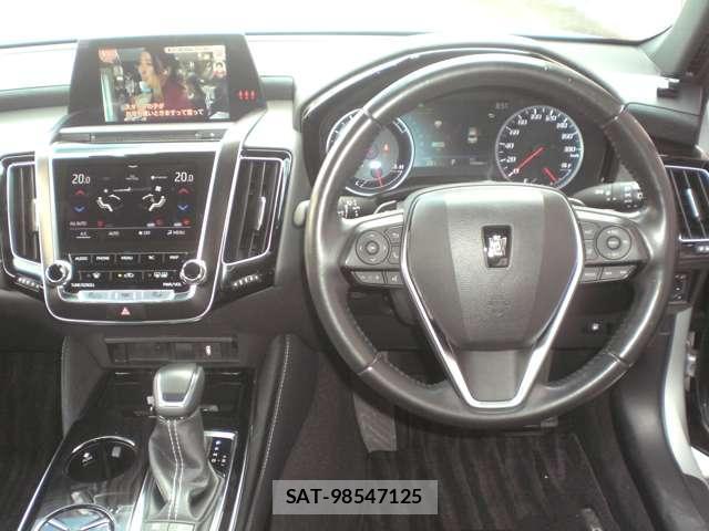 Toyota CROWN 2019-05 8872992-12