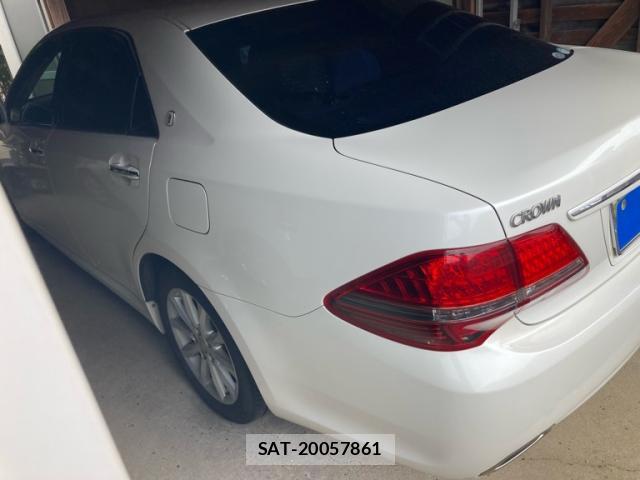 Toyota CROWN 2008-11 8873362-12