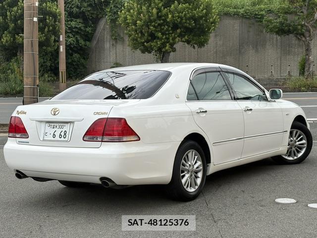 Toyota CROWN 2004-08 8873831-3