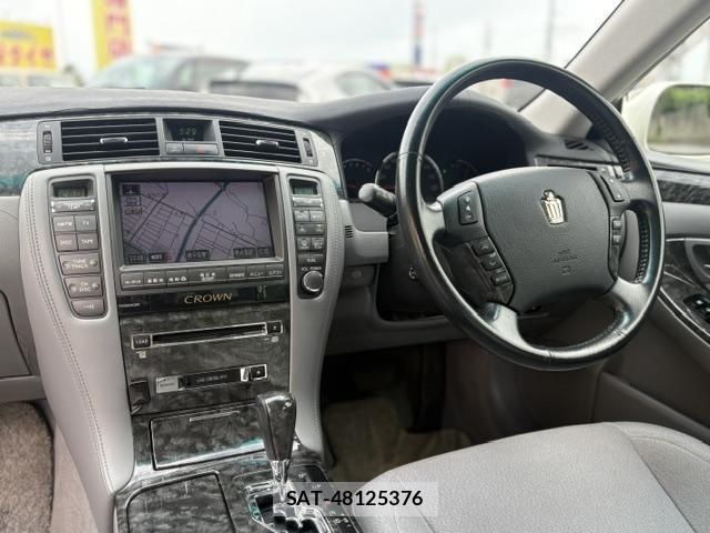 Toyota CROWN 2004-08 8873831-5