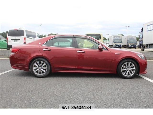 Toyota CROWN 2015-11 8874579-8