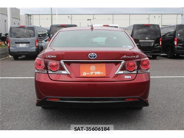 Toyota CROWN 2015-11 8874579-9