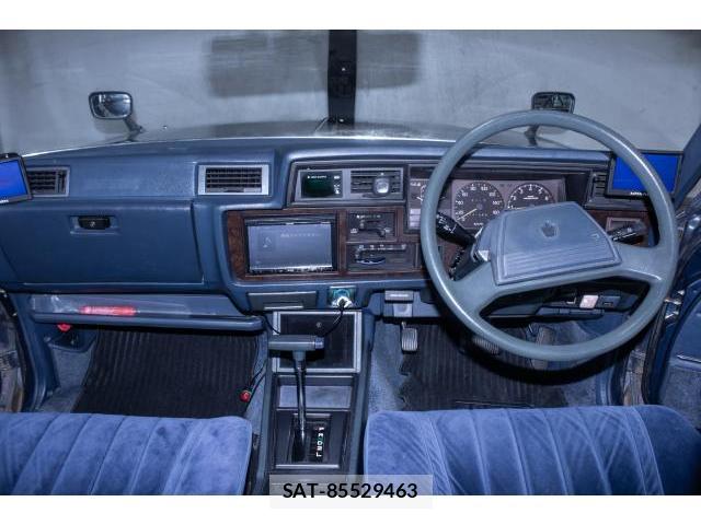 Toyota CROWN 1983-01 8875363-2