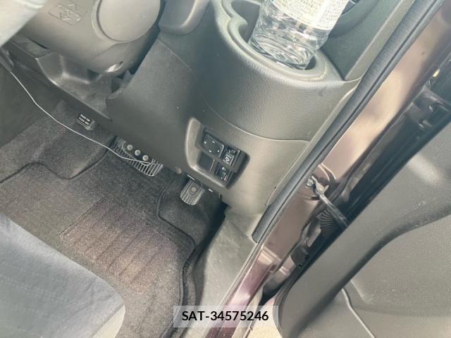 Nissan CUBE 2010-07 8873648-7