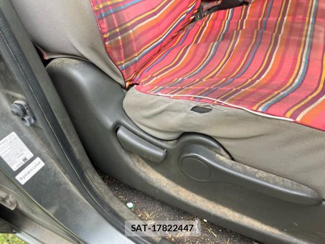 Nissan CUBE 2011-09 8874944-15