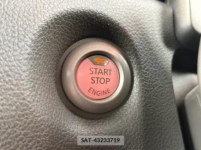 Nissan CUBE 2011-10 8875533-10