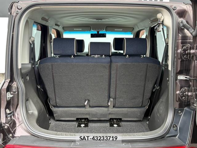 Nissan CUBE 2011-10 8875533-11