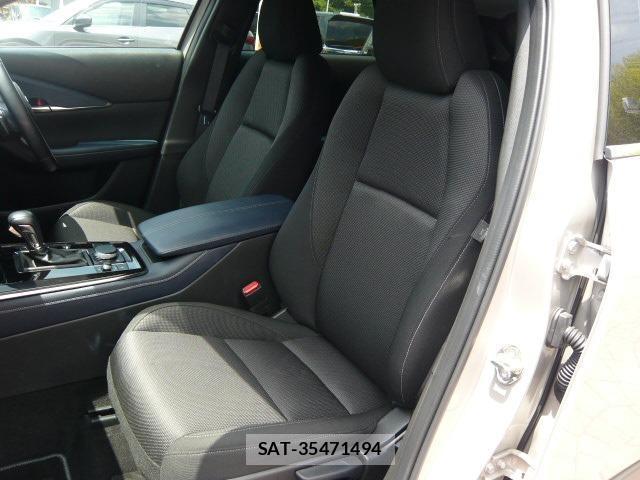 Mazda CX-30 2024-11 8873844-2