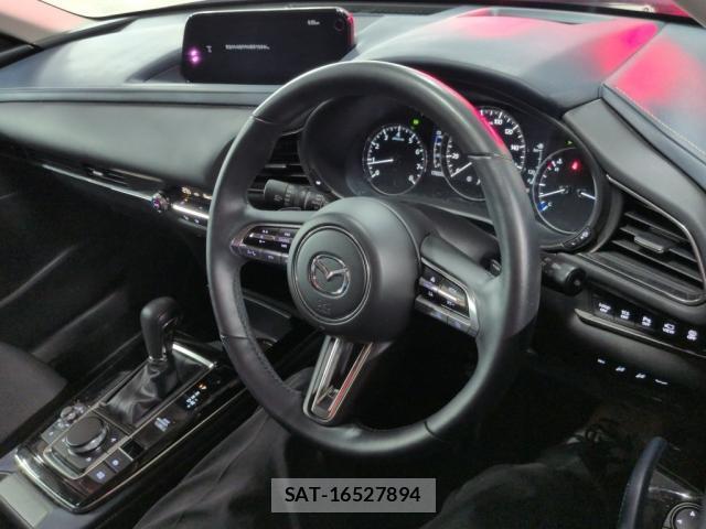 Mazda CX-30 2023-08 8875268-2