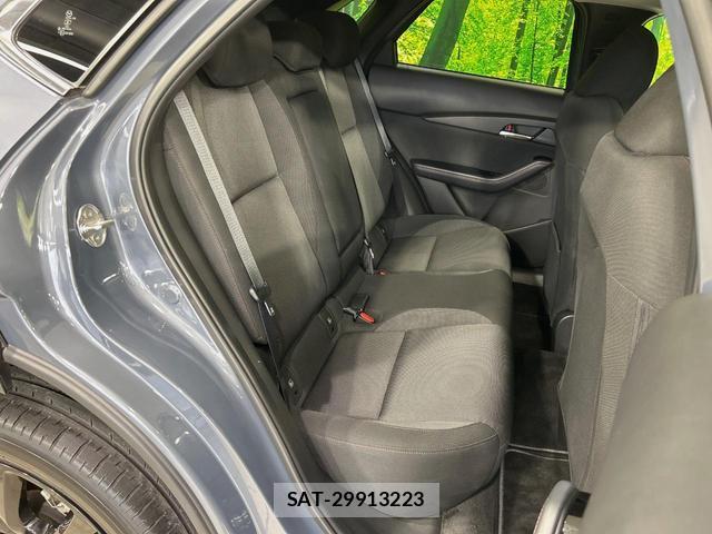 Mazda CX-30 2023-01 8875654-8