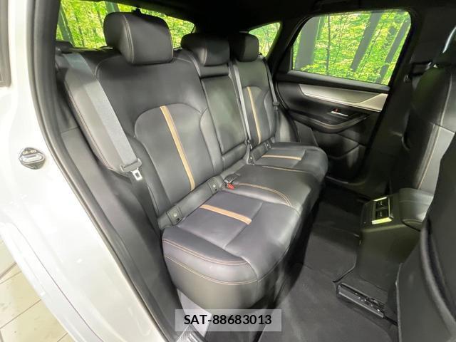 Mazda CX-60 2023-03 8875067-8