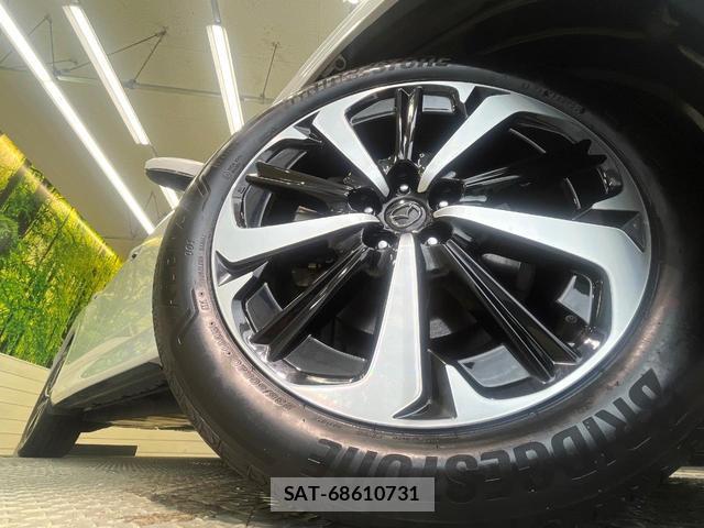 Mazda CX-60 2022-10 8875818-12