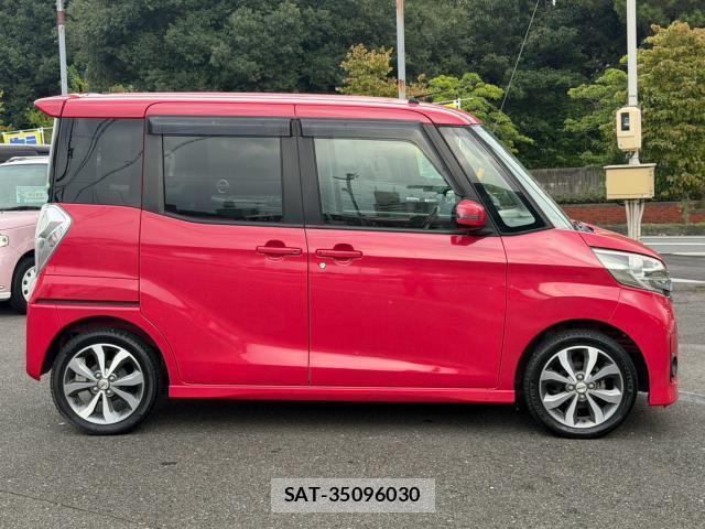 Nissan DAYZ ROOX 2014-07 8874202-3