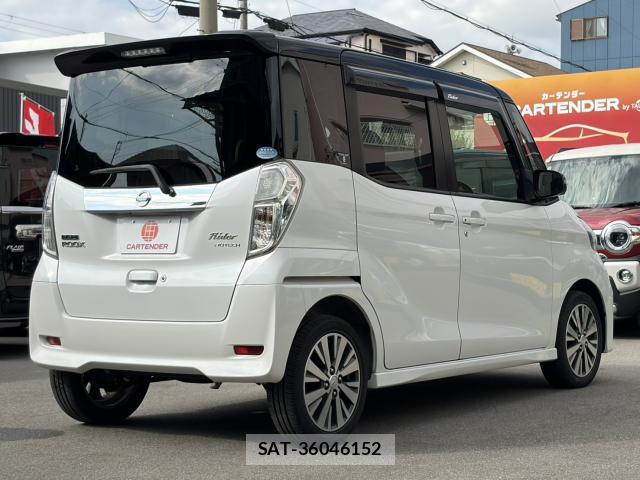 Nissan DAYZ ROOX 2017-09 8874311-2