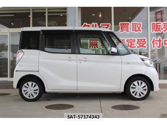 Nissan DAYZ ROOX 2015-11 8874569-12