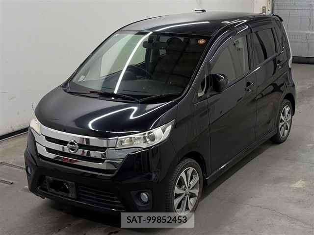 Nissan DAYZ 2013-12 8873132-3