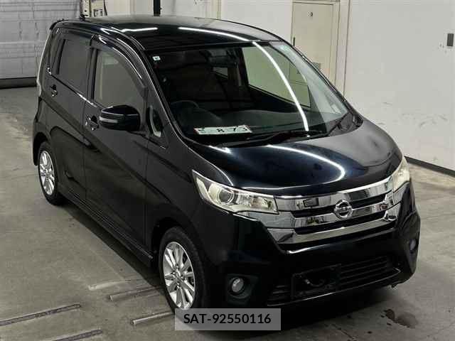 Nissan DAYZ 2013-08 8873133-0