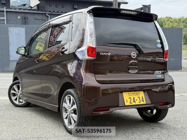 Nissan DAYZ 2014-07 8873829-1