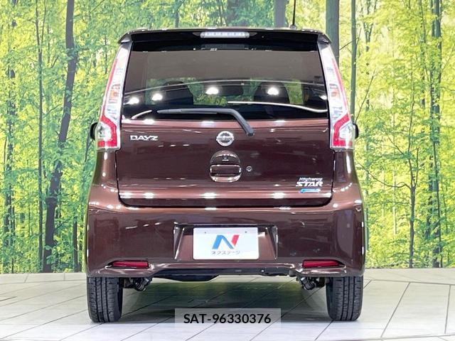 Nissan DAYZ 2016-01 8874025-14