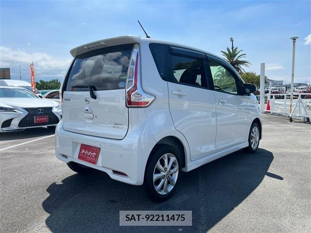 Nissan DAYZ 2018-09 8874065-5
