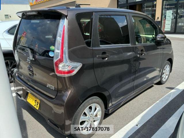 Nissan DAYZ 2018-05 8875502-3