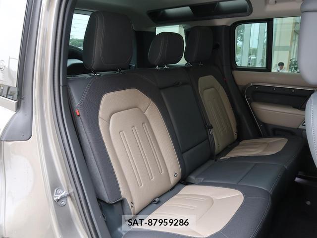 Land Rover DEFENDER 2021-06 8873087-15