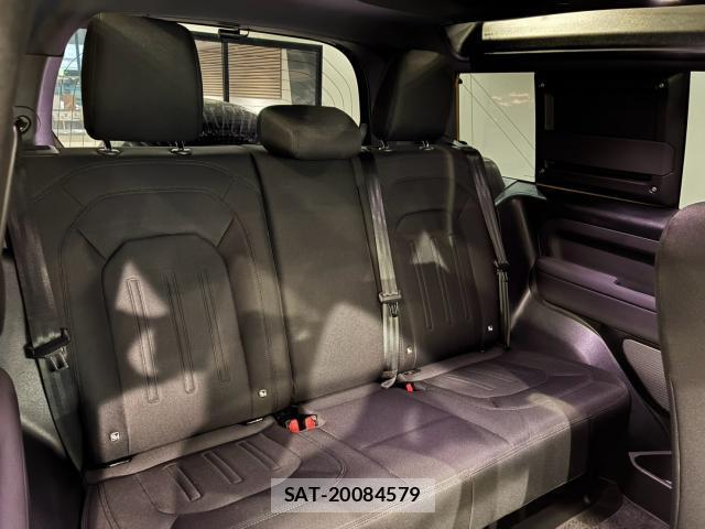 Land Rover DEFENDER 2022-02 8874087-11