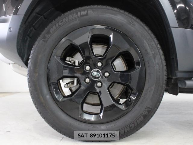 Land Rover DEFENDER 2024-09 8874585-16