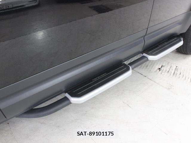 Land Rover DEFENDER 2024-09 8874585-19