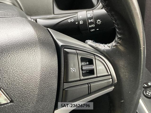 Mitsubishi DELICA 2017-06 8874038-17
