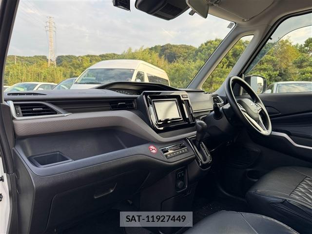 Mitsubishi DELICA 2025-09 8874100-3