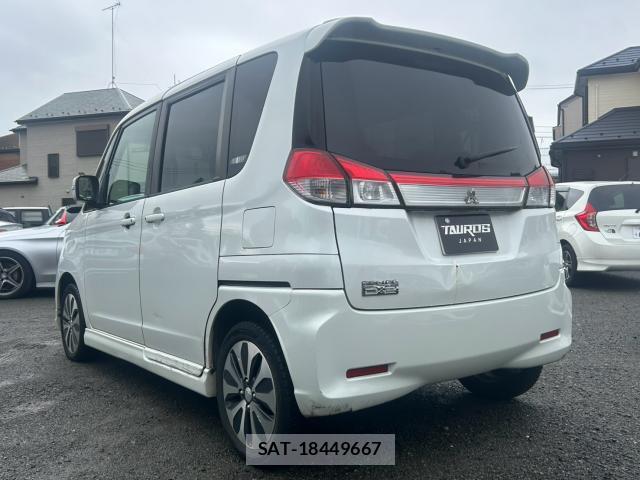 Mitsubishi DELICA 2014-08 8875742-12