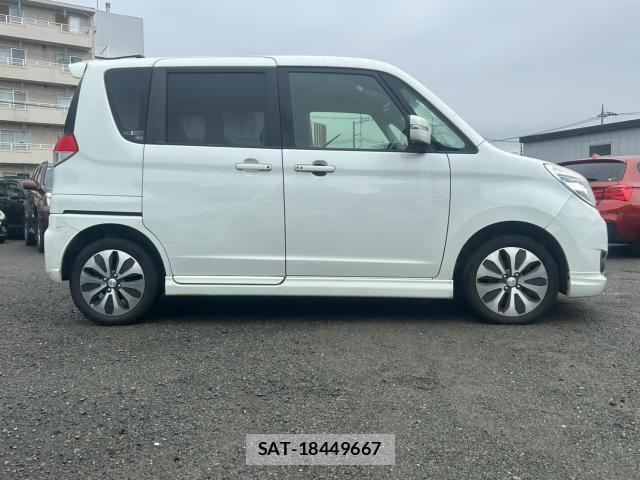 Mitsubishi DELICA 2014-08 8875742-3