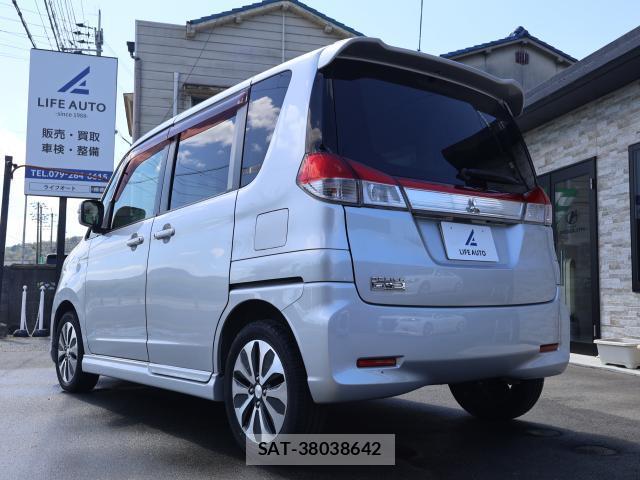 Mitsubishi DELICA 2013-12 8875889-2