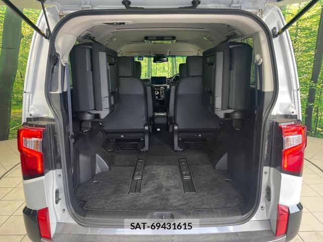 Mitsubishi DELICA 2024-10 8875055-10