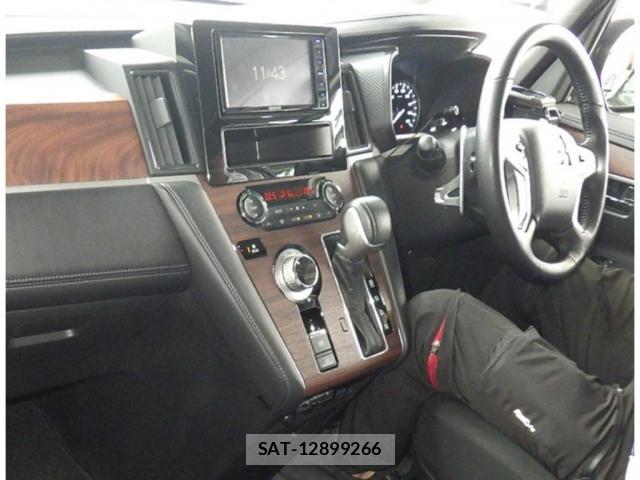 Mitsubishi DELICA 2022-12 8875289-2