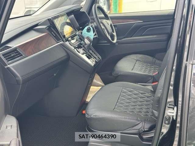 Mitsubishi DELICA 2024-09 8875580-4