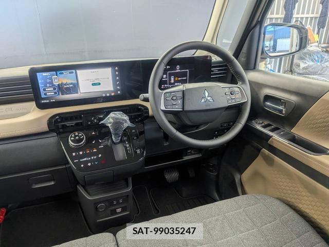 Mitsubishi DELICA MINI 2025-12 8874334-3