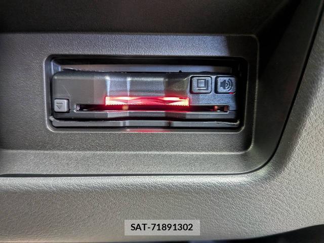 Mitsubishi DELICA MINI 2025-12 8874335-9
