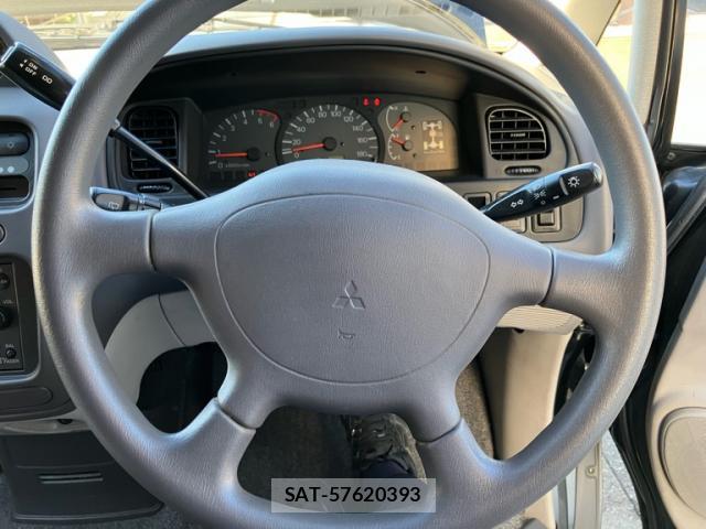 Mitsubishi DELICA 1995-03 8873371-11