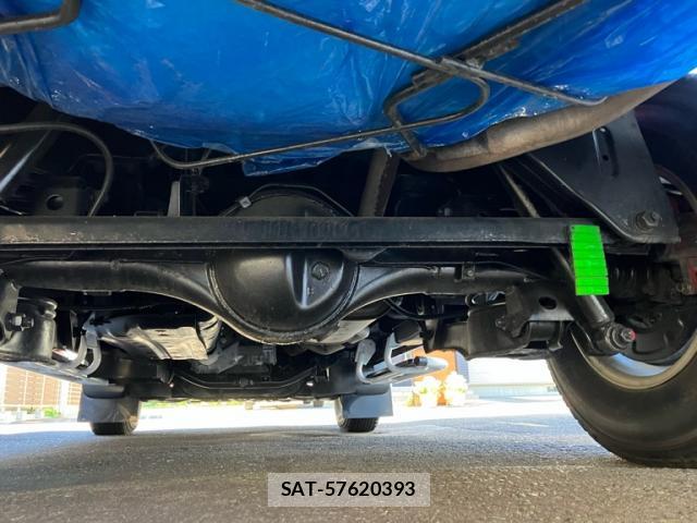 Mitsubishi DELICA 1995-03 8873371-5