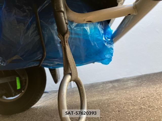 Mitsubishi DELICA 1995-03 8873371-6