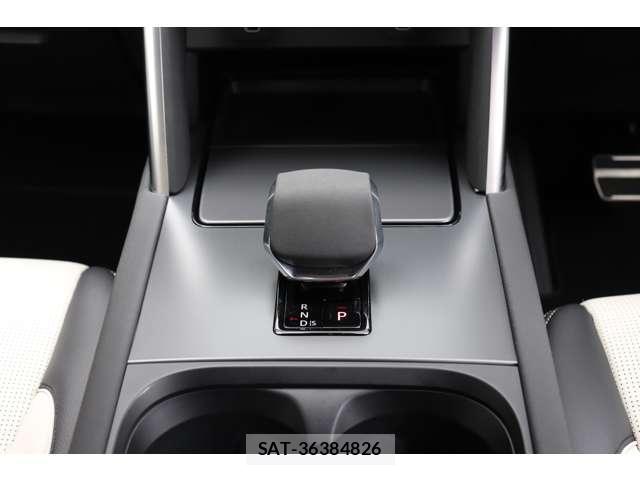 Land Rover DISCOVERY 2024 8872605-16