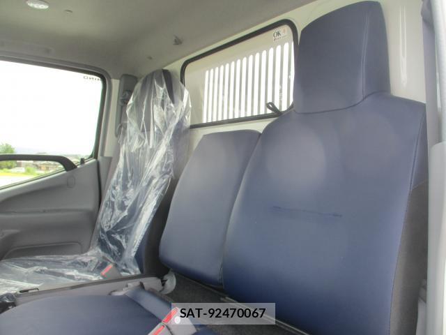 Hino DUTRO 2026-01 8872550-6