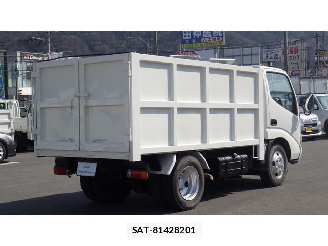 Hino DUTRO 2008-11 8872798-4