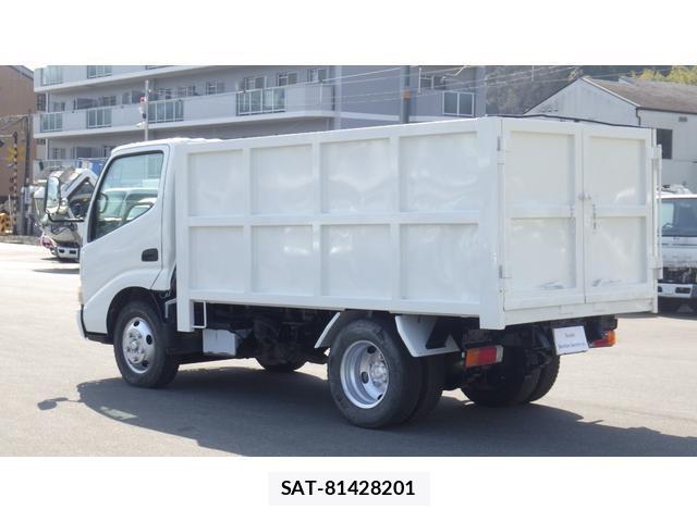 Hino DUTRO 2008-11 8872798-5